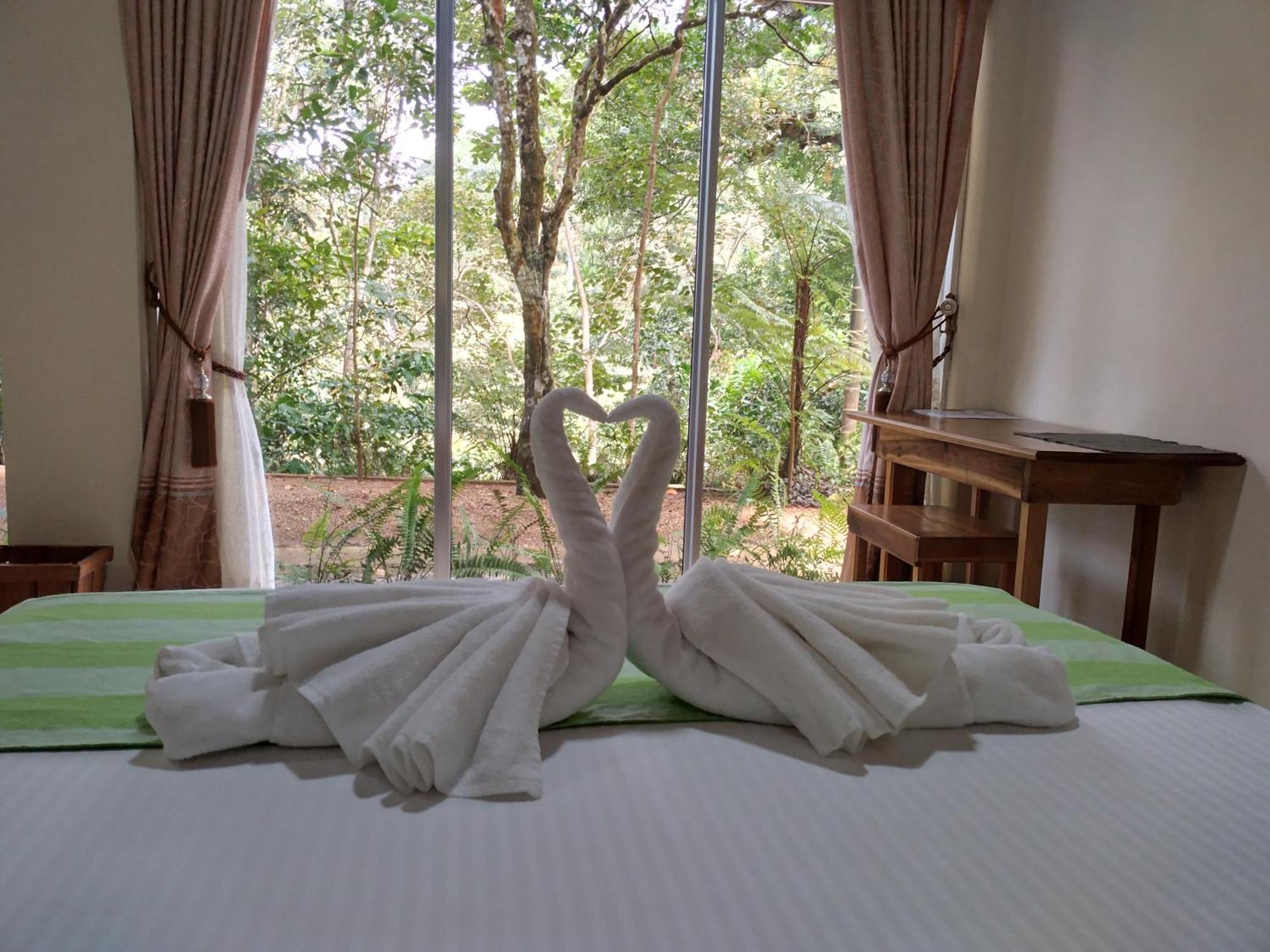 Sinharaja Kurulu Ella Eco Resort Deniyaya Kültér fotó